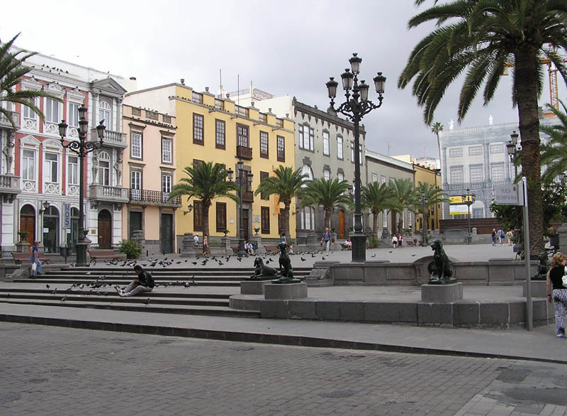 Plazaza Santa Ana Gran Canaria