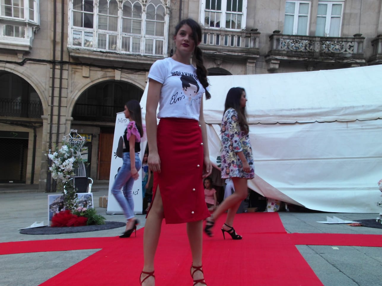 Desfile de moda plaza Mayor Ourense