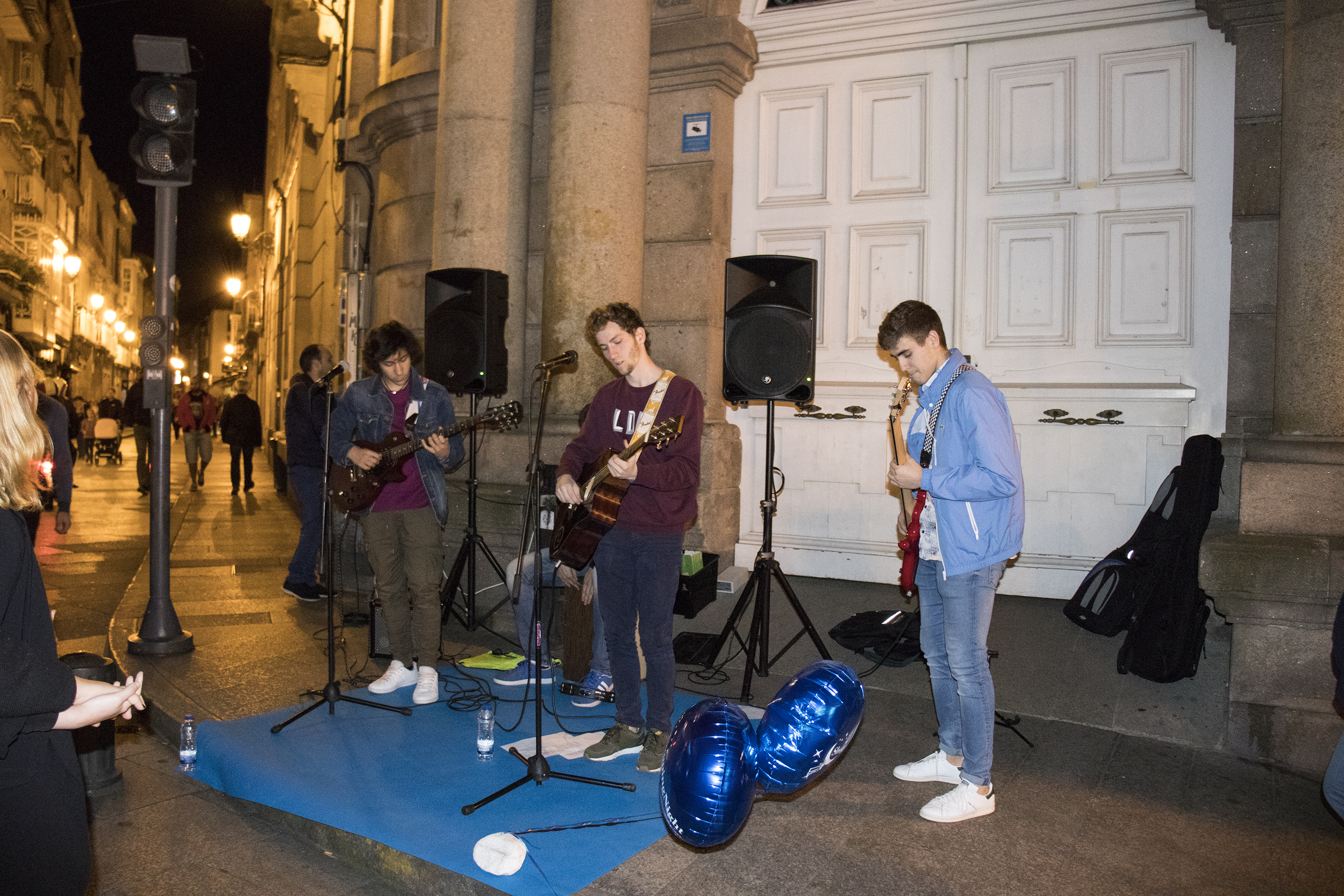 Winter Tide, grupo musical ourensano Shopping Night