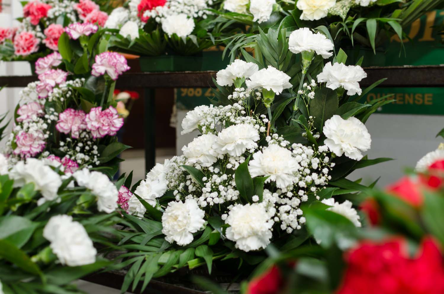 Centro floral dia de todos los santos milagros albitos y floristeria milvia