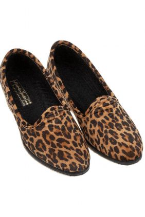 comprar online Zapatilla Cerrada Leopardo Made in Spain 4404